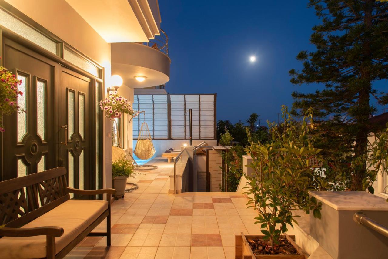 Paradisos Luxury Villas Next To Beach Koutsourás Kültér fotó